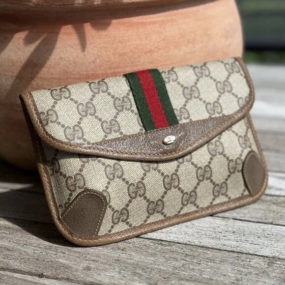 WITH CHAIN EUC Gucci Shirley Line Pouch Beige Logo clutch Crossbody bag handbag - Picture 1 of 10